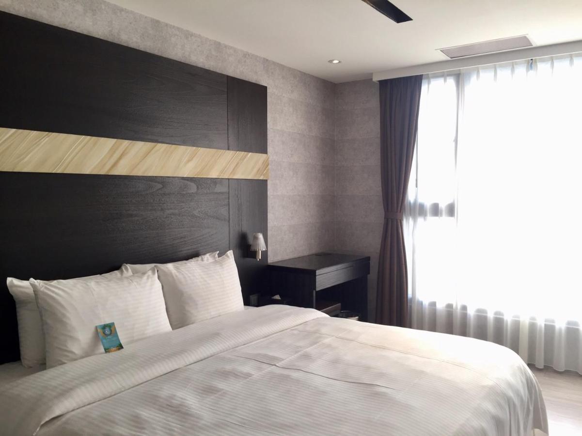 Fengjia Hotel Bell Taichung Eksteriør bilde