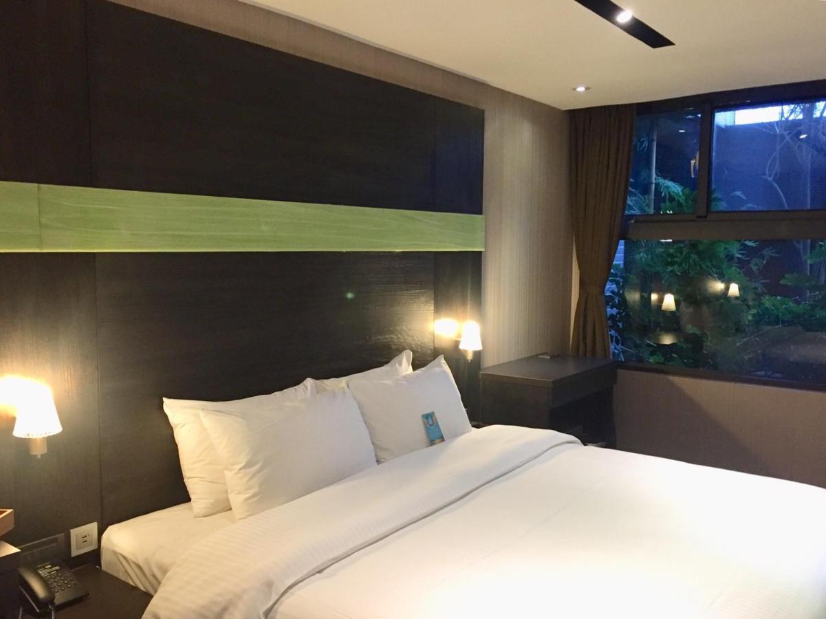 Fengjia Hotel Bell Taichung Eksteriør bilde