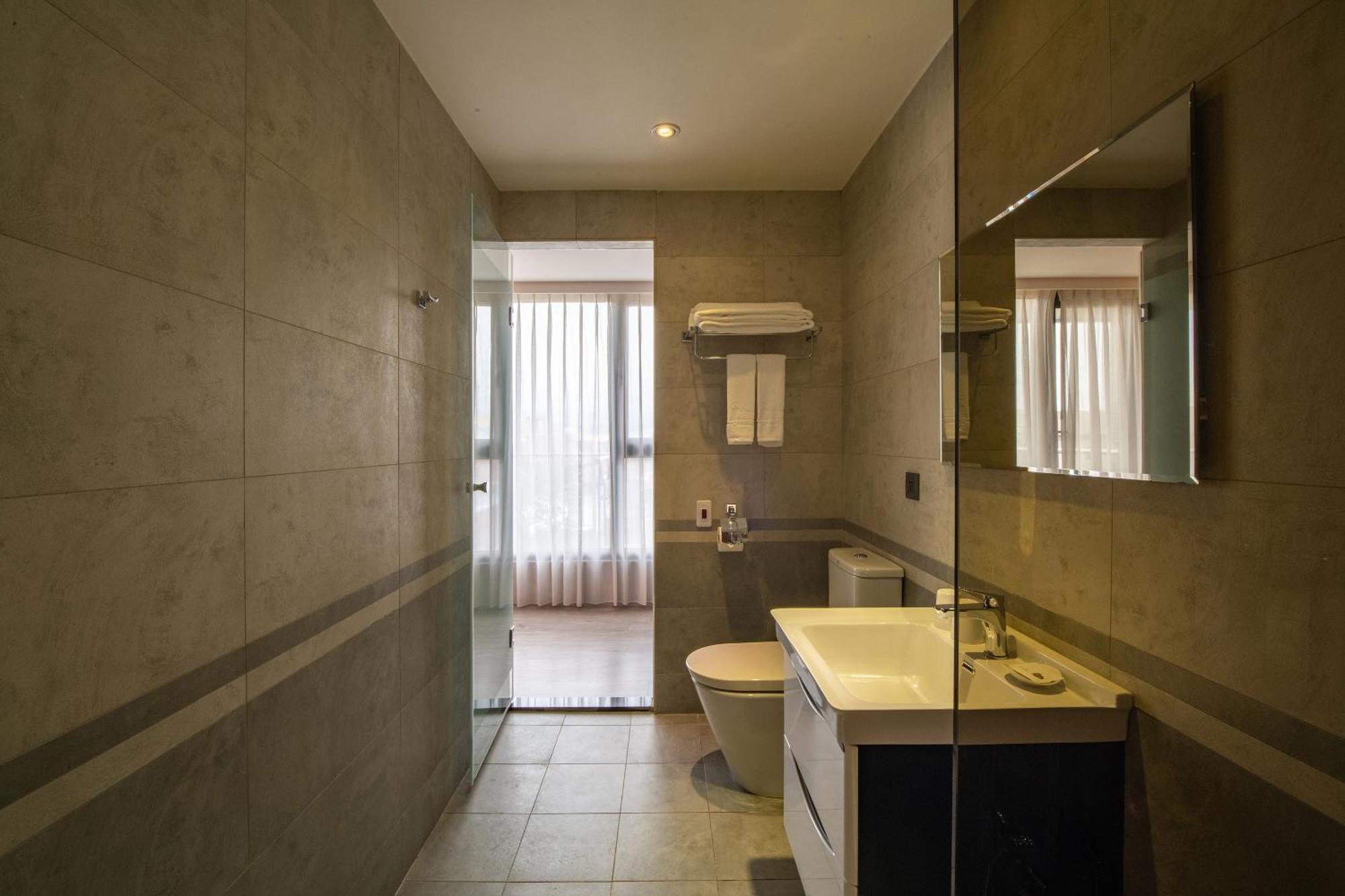 Fengjia Hotel Bell Taichung Eksteriør bilde
